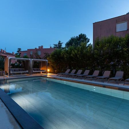 Hotel Emaus Novigrad  ภายนอก รูปภาพ